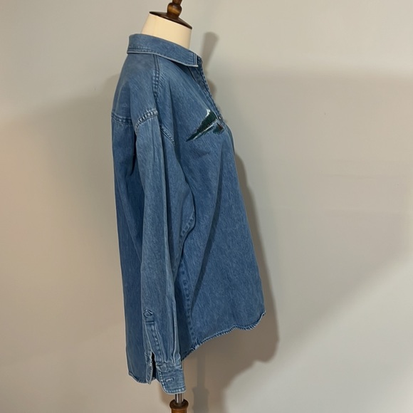 Vintage long sleeve button down embroidered denim top women’s sz M, as is - Picture 10 of 11
